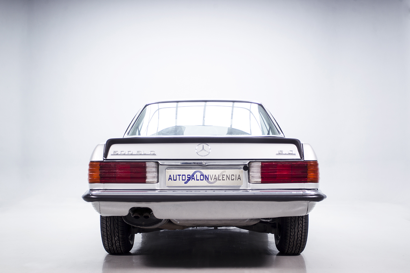 Mercedes-Benz / SLC 500 (w107)