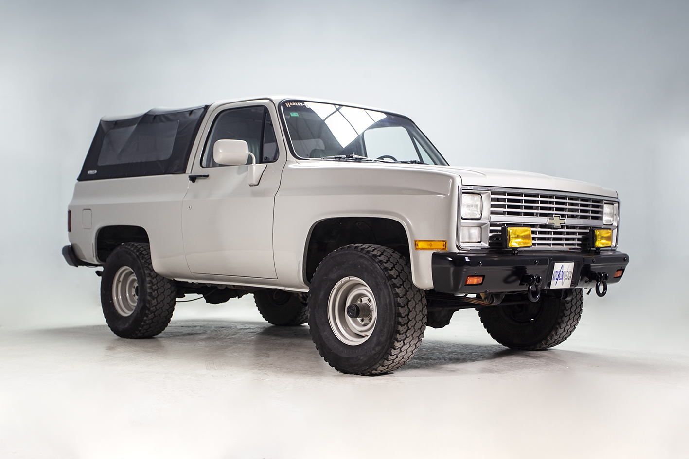 Chevrolet / K5 Blazer M1009