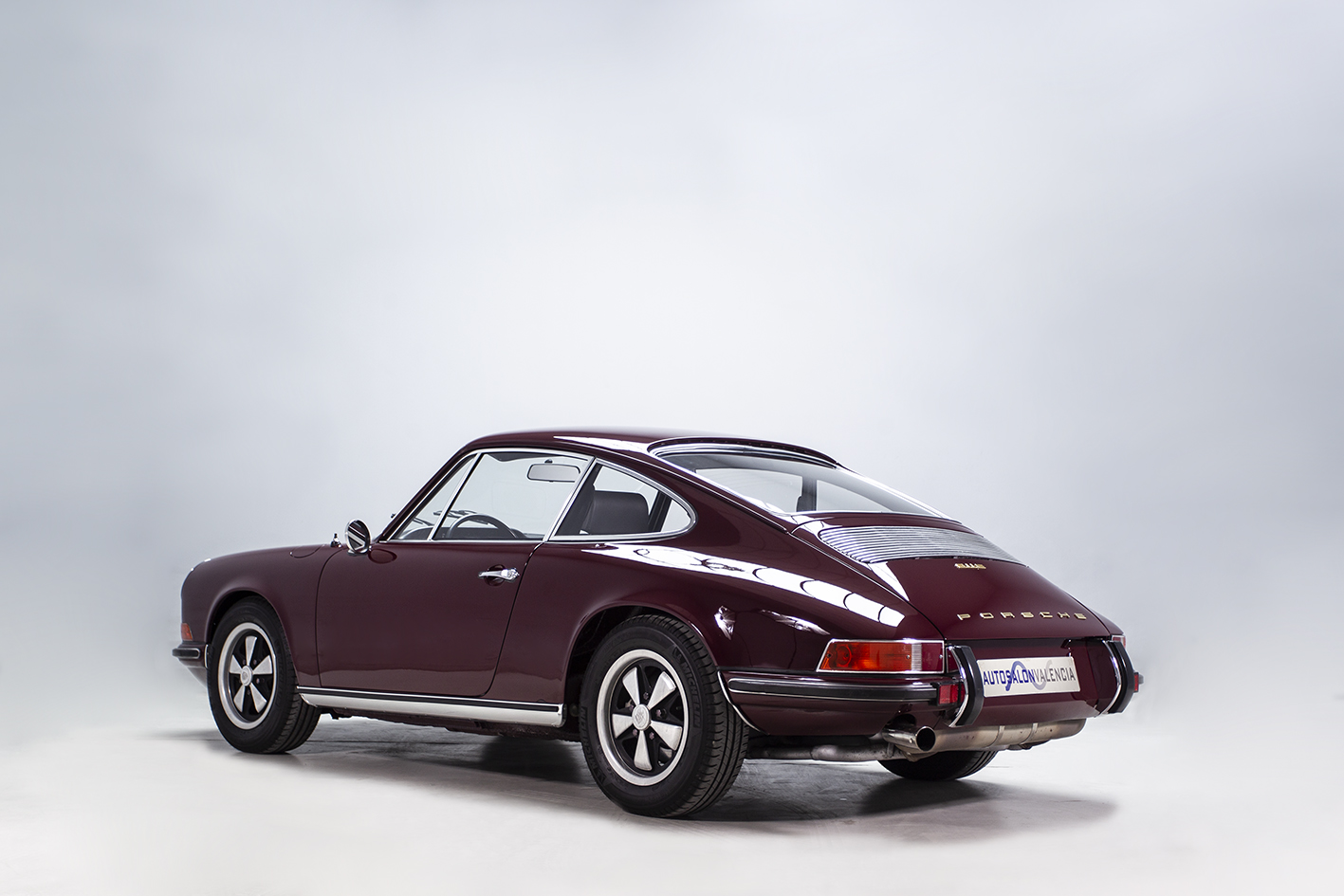 Porsche / 911 E 2.2