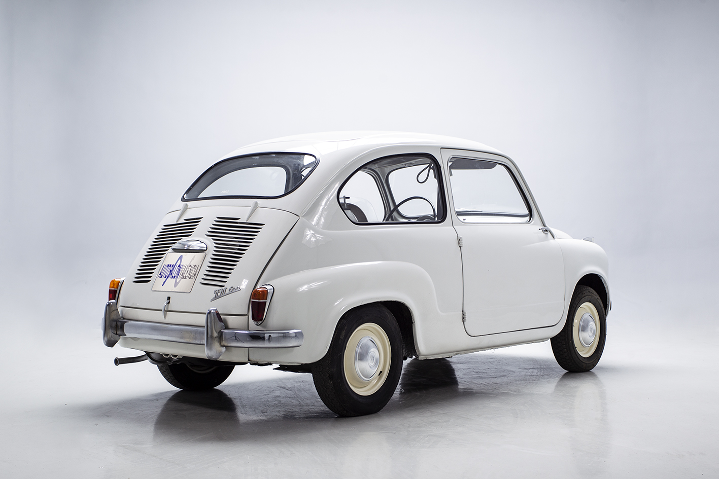 Seat / 600 Primera serie