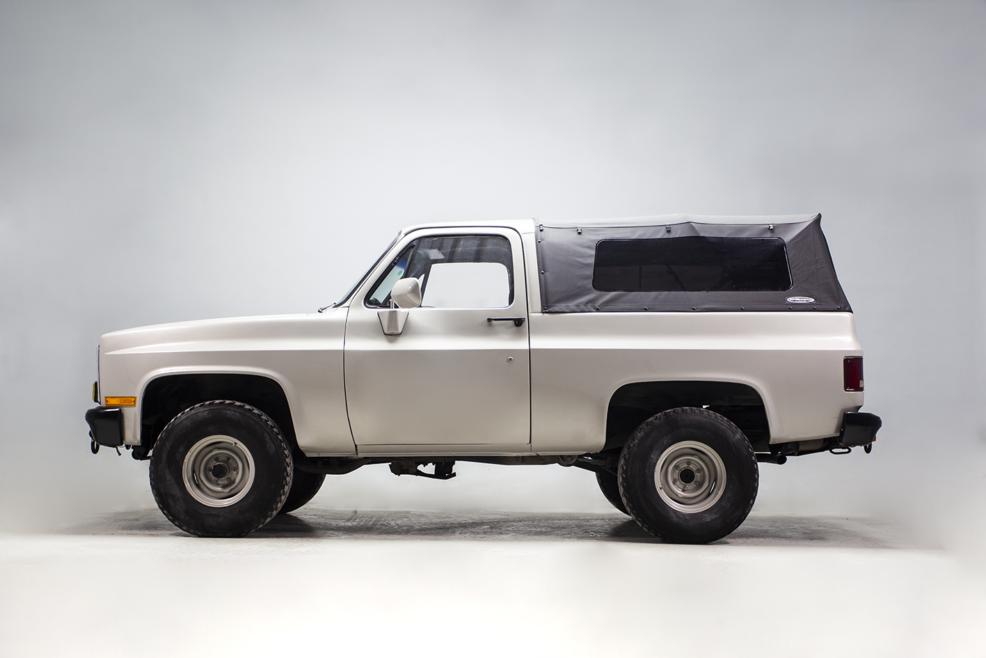 Chevrolet / K5 Blazer M1009