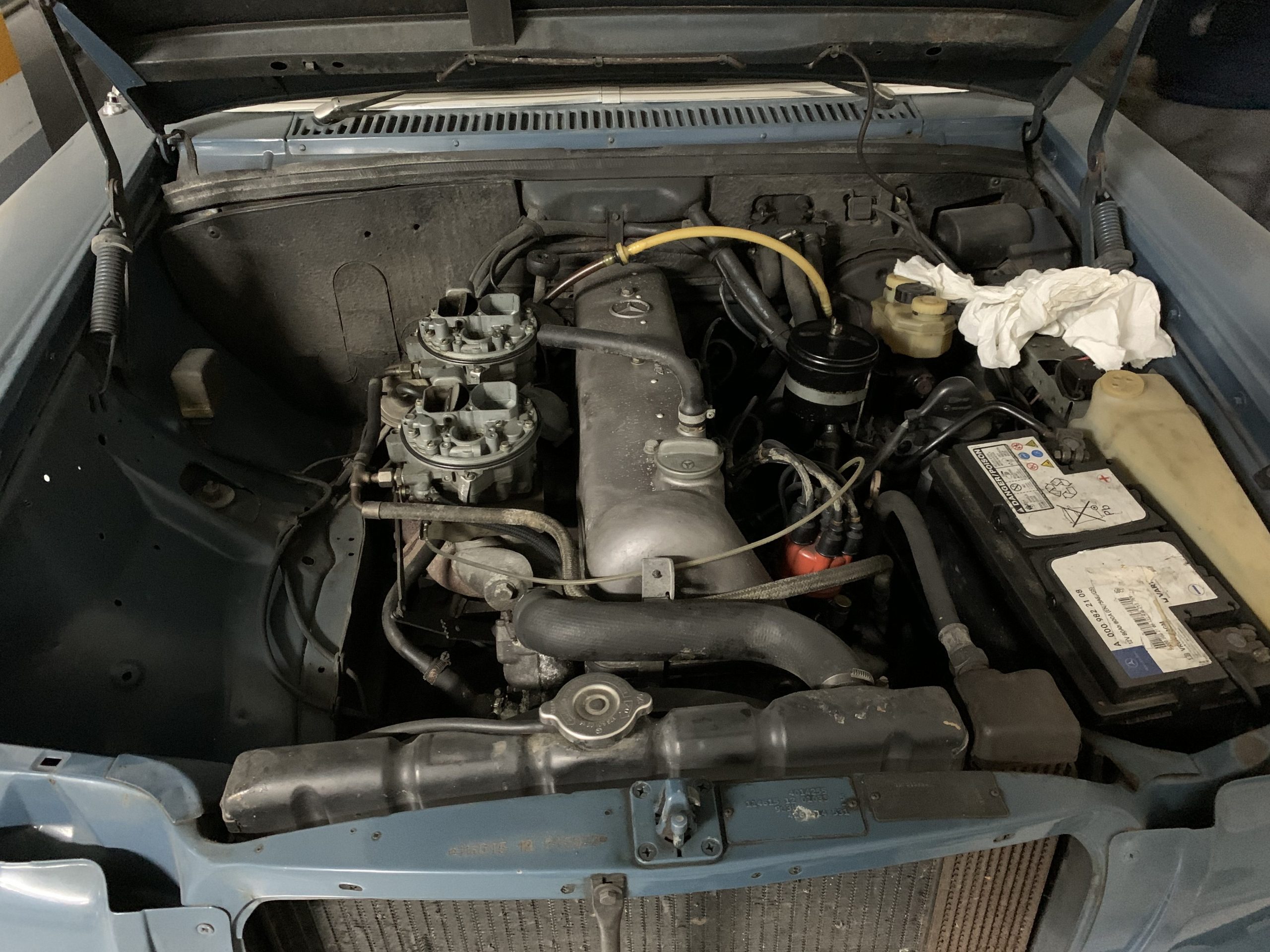 Mercedes-Benz / W114