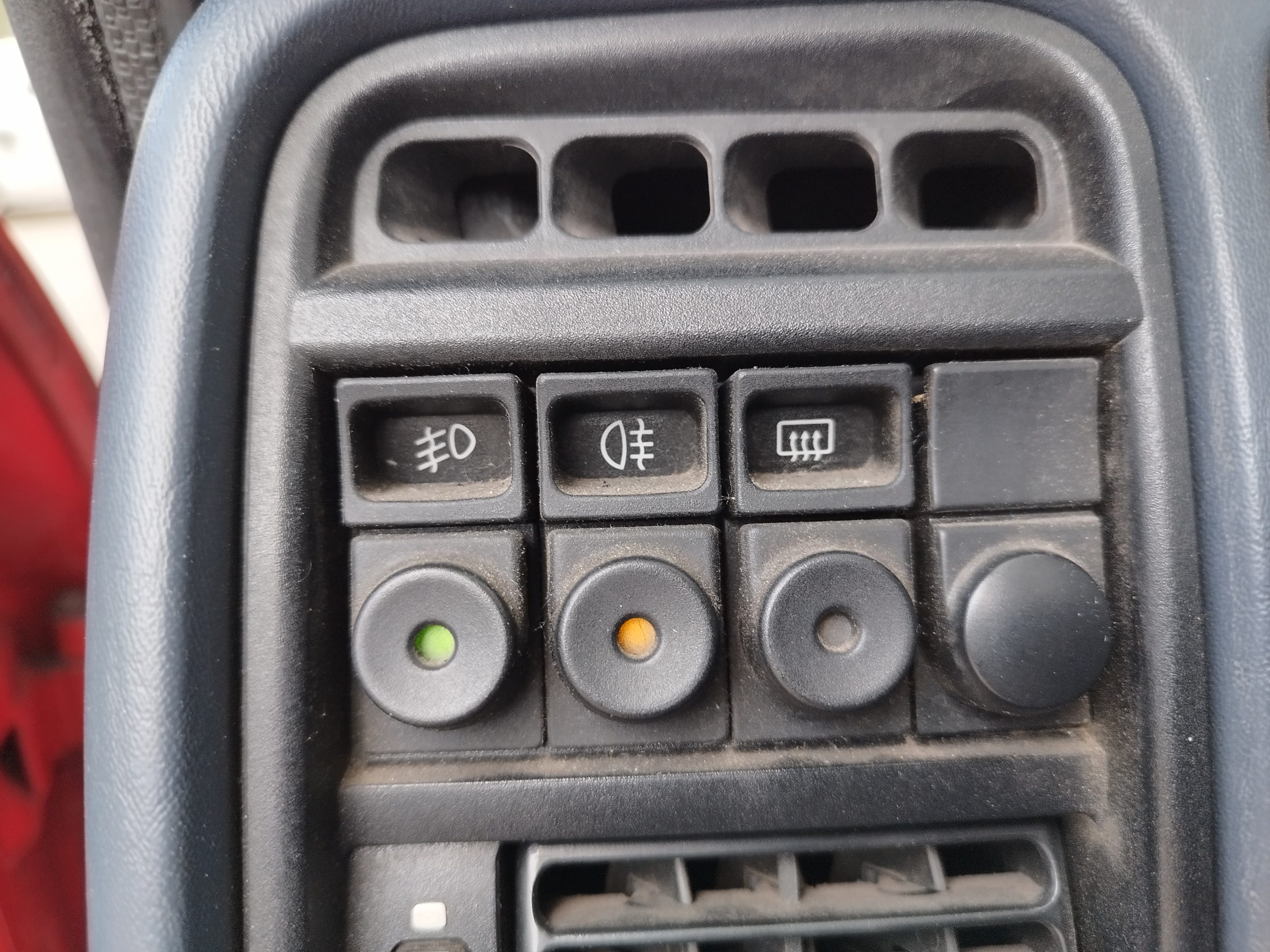 Ford / SIERRA 2.0i