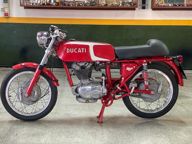 Ducati / 24 horas 