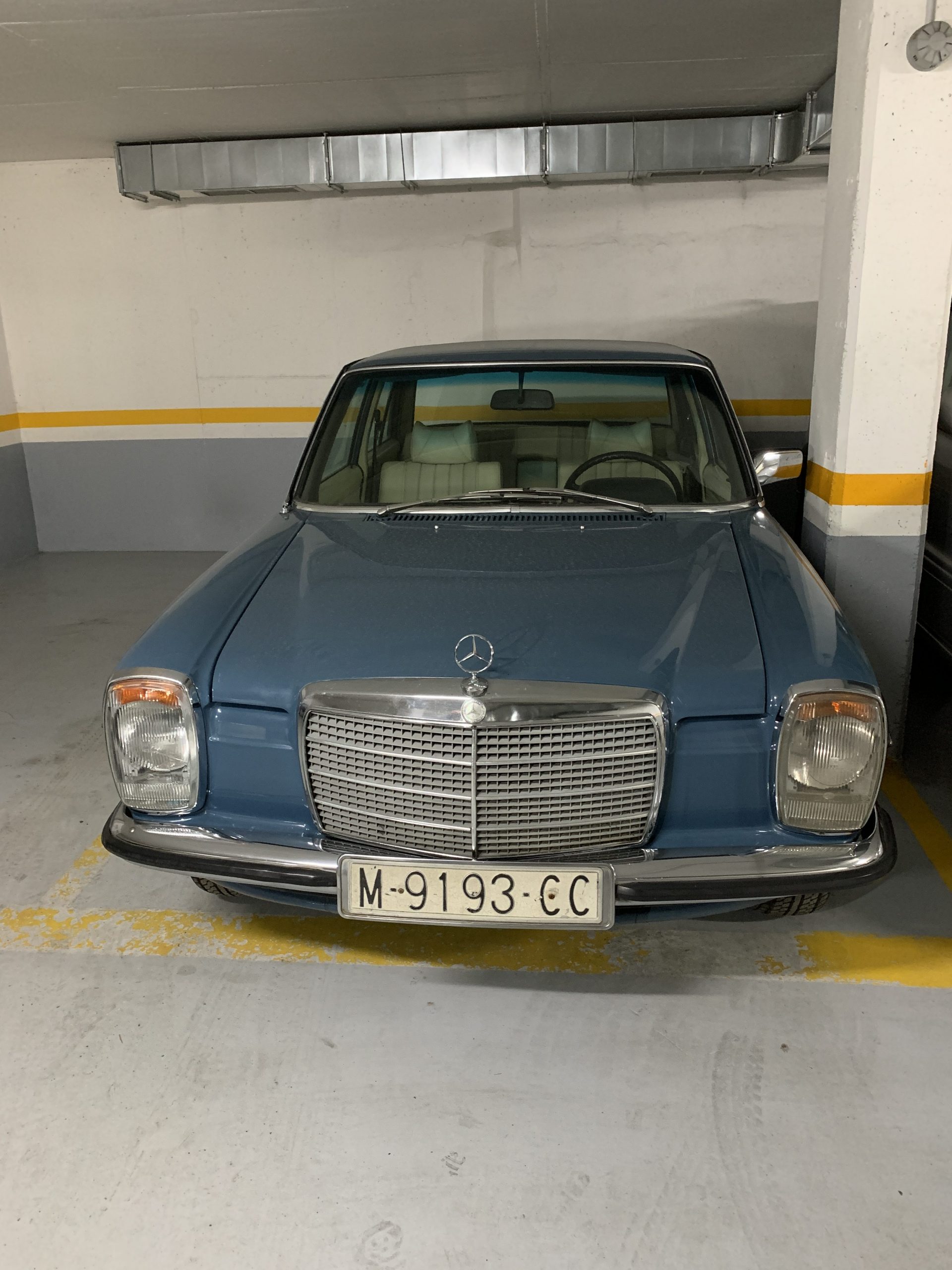 Mercedes-Benz / W114