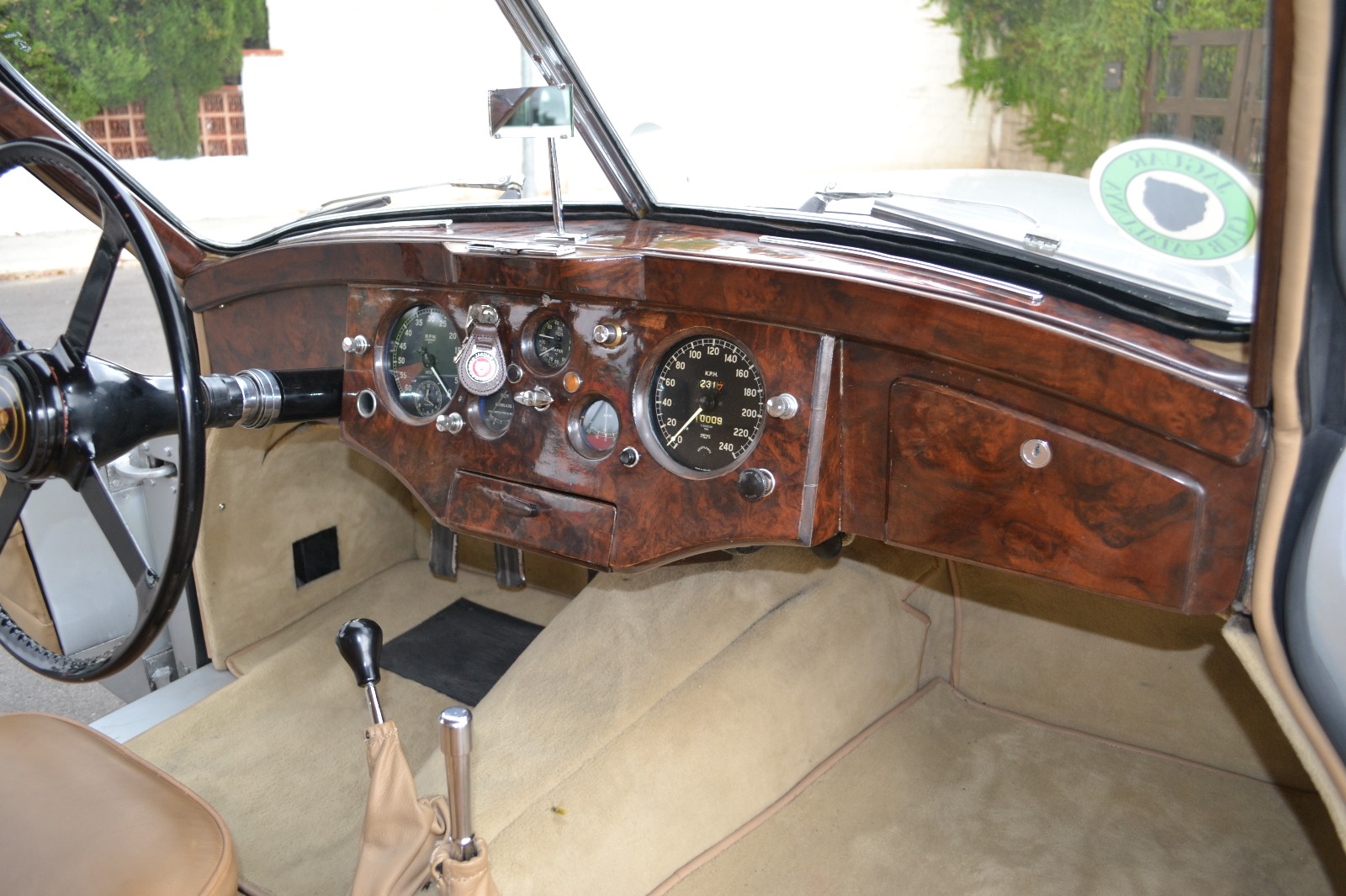 Jaguar / JAGUAR XK120 FIXED HEAD COUPE
