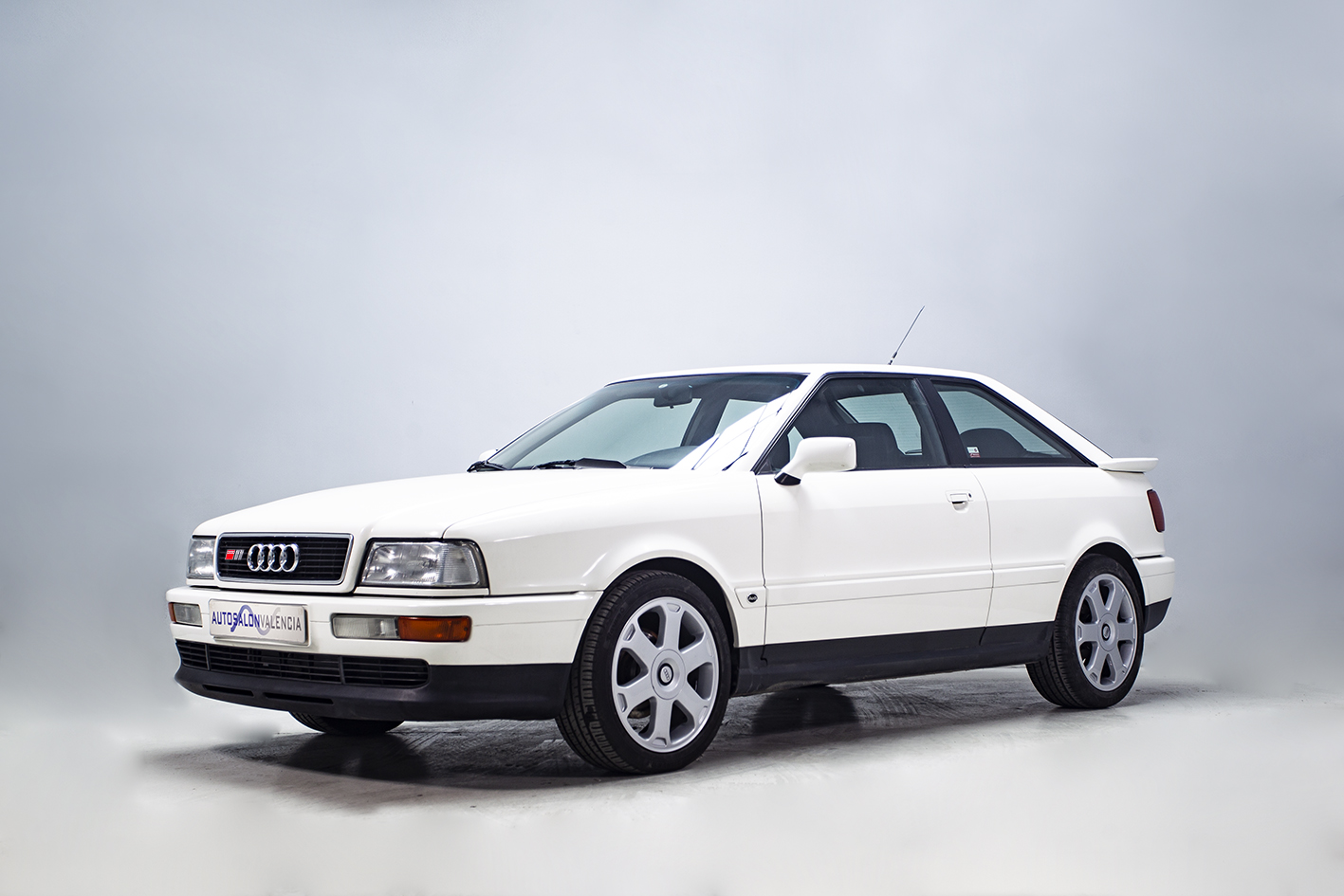 Audi / Coupe 2.6