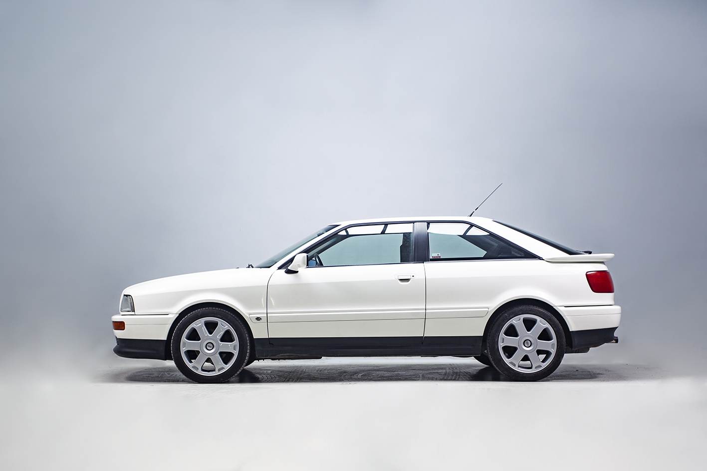 Audi / Coupe 2.6