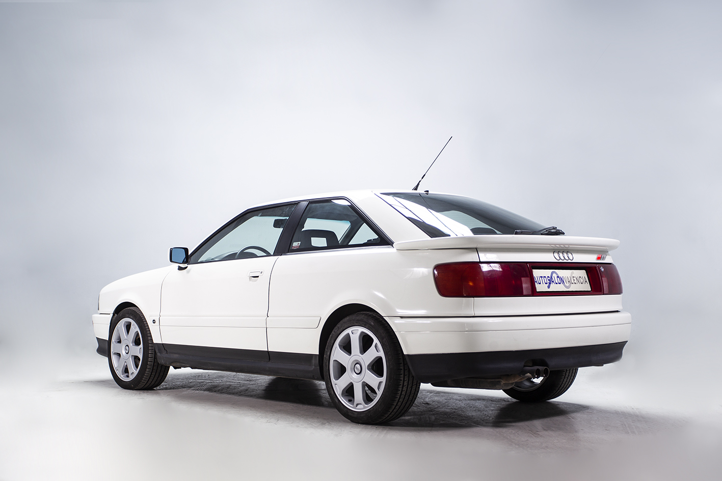 Audi / Coupe 2.6